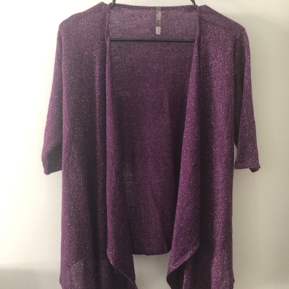 Light weight short sleeve purple sweater large